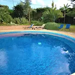 In With Pool And Garden Valderice